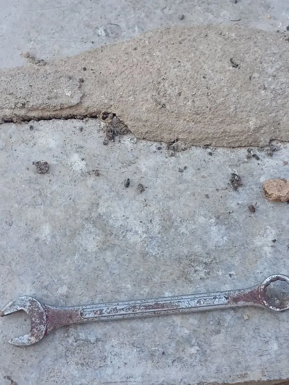 آچار 14بزرگ|ابزارآلات|دهدشت, |دیوار