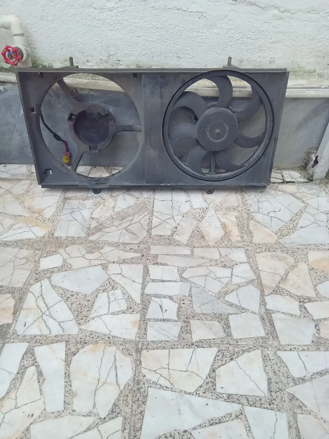 یک عددمخزن کاز و یک عدد موتور فن|قطعات یدکی و لوازم جانبی|رشت, دیانتی|دیوار