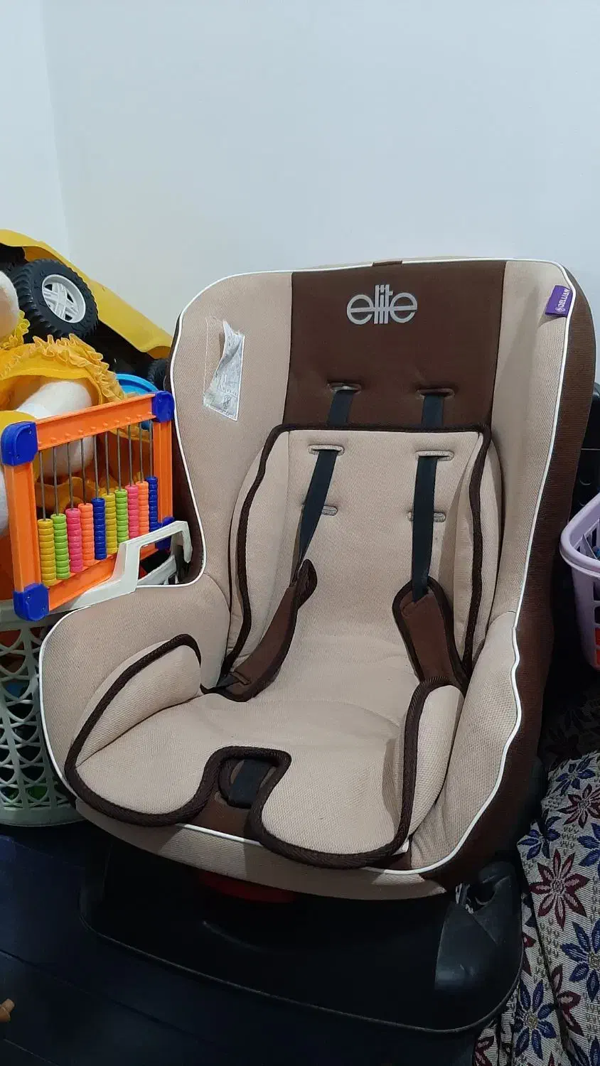 صندلی ماشین کودک مارک دلیجان|کالسکه و لوازم جانبی|لاهیجان, امیرشهید|دیوار