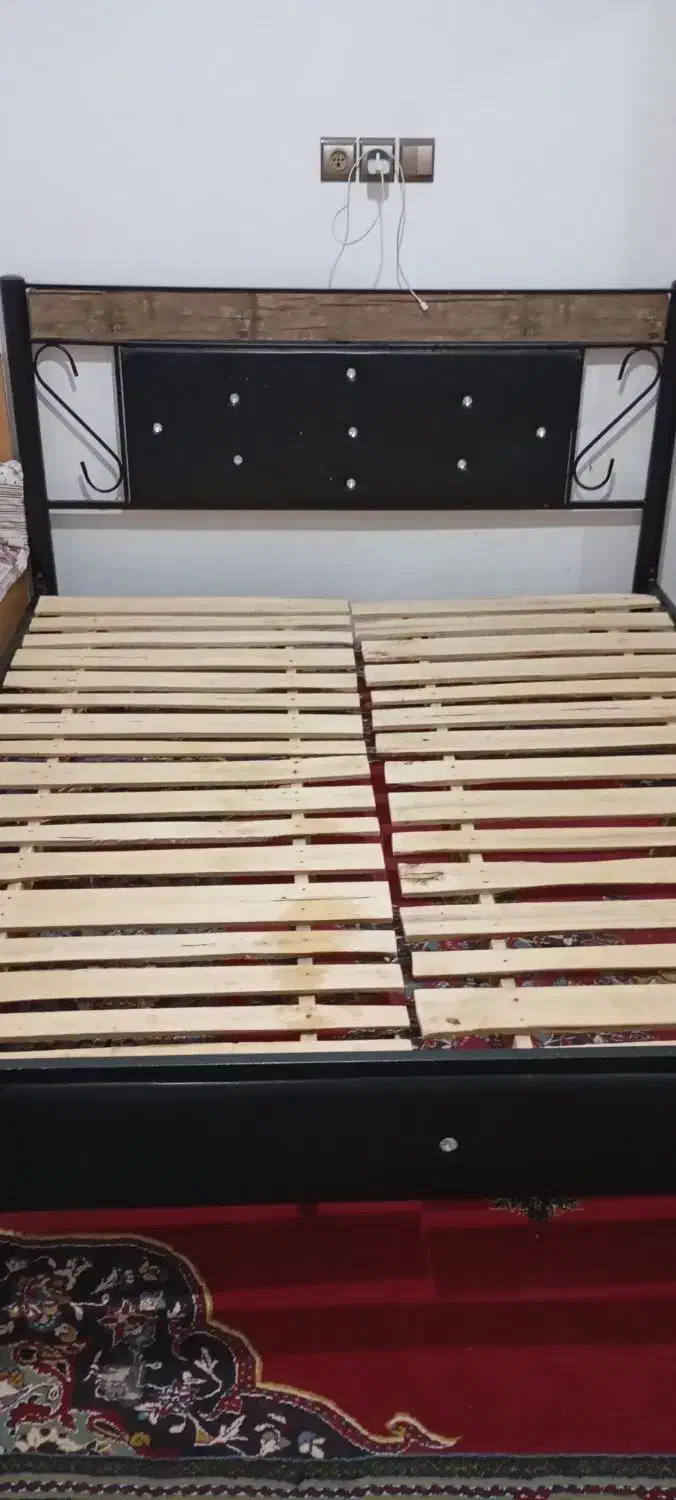 تخت دونفره|تخت و سرویس خواب|تربتحیدریه, کوی شهید احمدزاده ملکی|دیوار