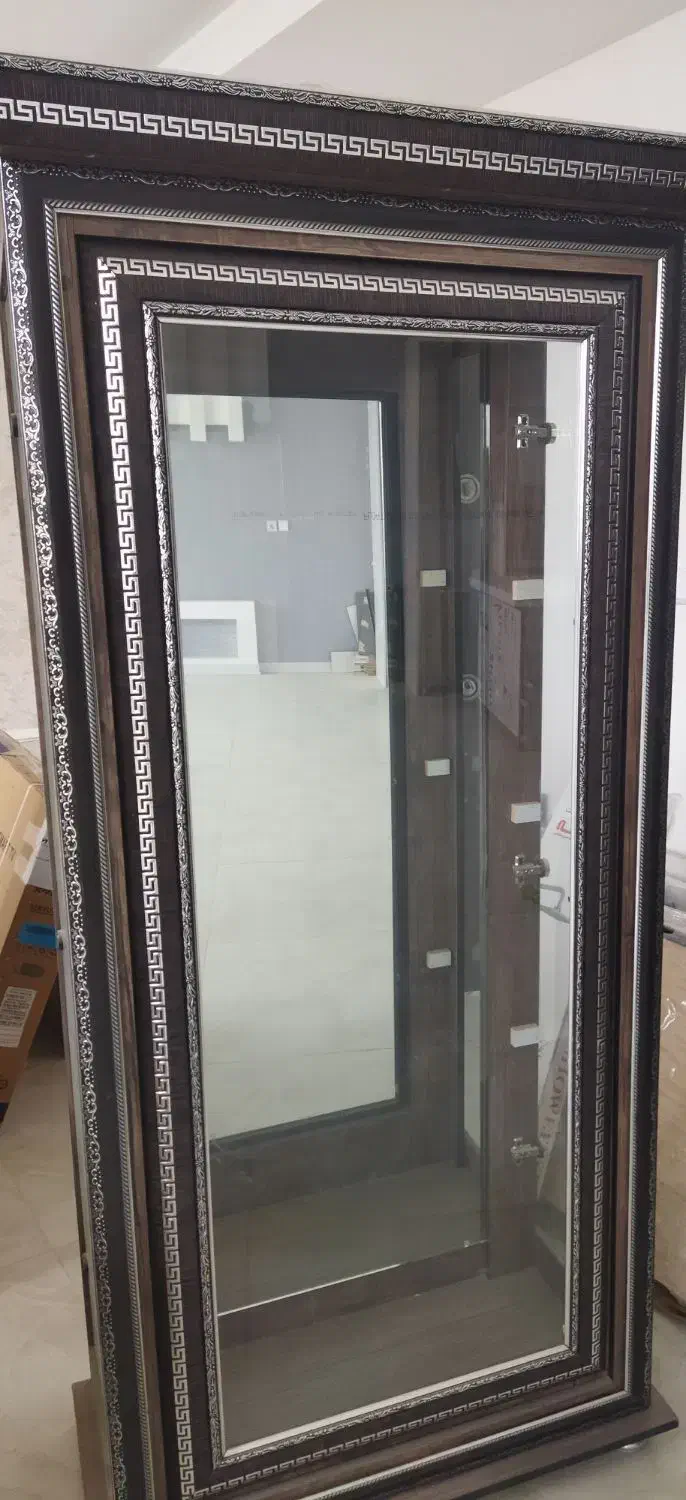 ویترین سالن|بوفه، ویترین، کنسول|شاهین‌شهر, مورچه خورت|دیوار