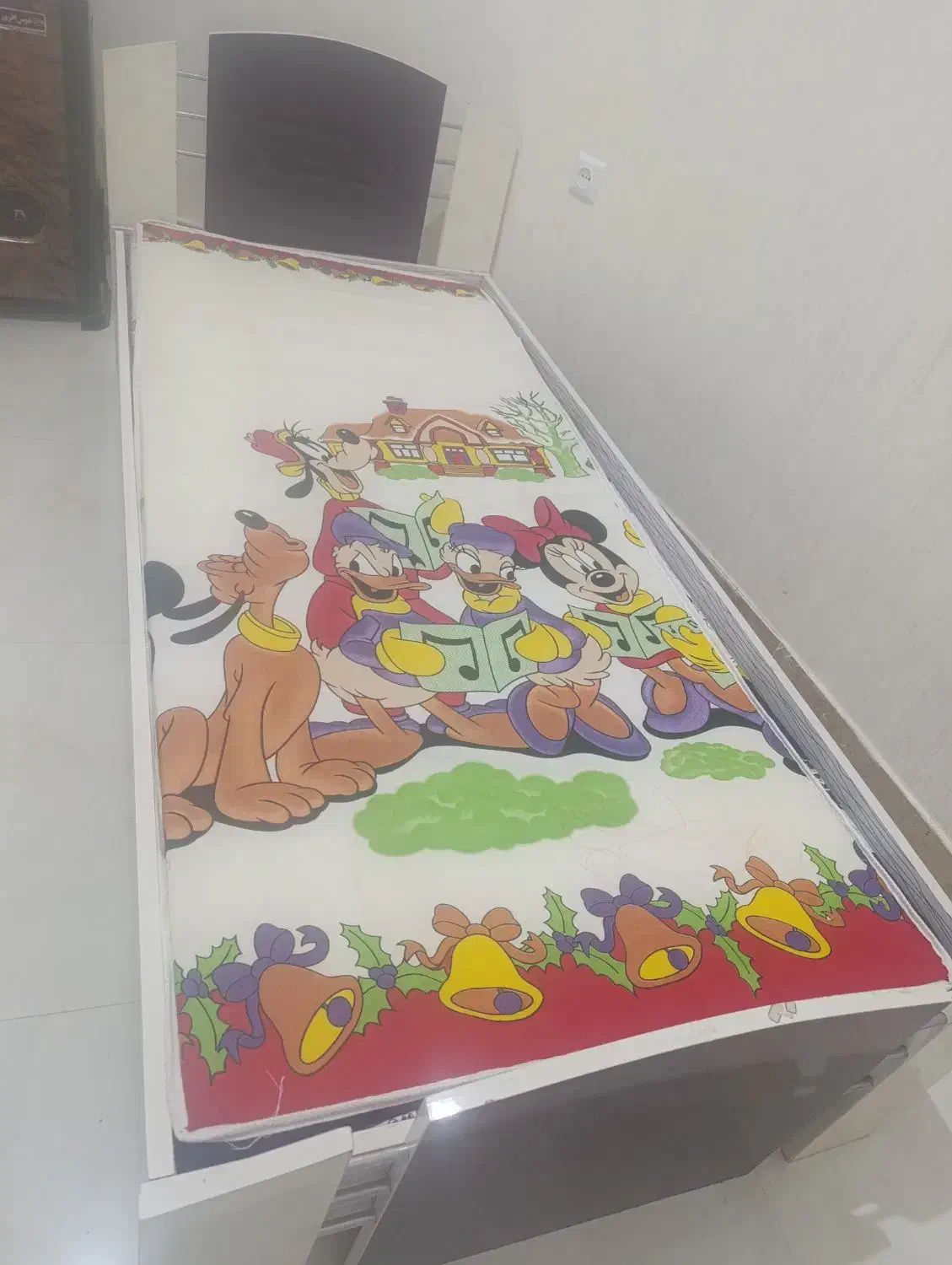 تخت نوجوان همراه تشک تخت|تخت و سرویس خواب|شاندیز, |دیوار