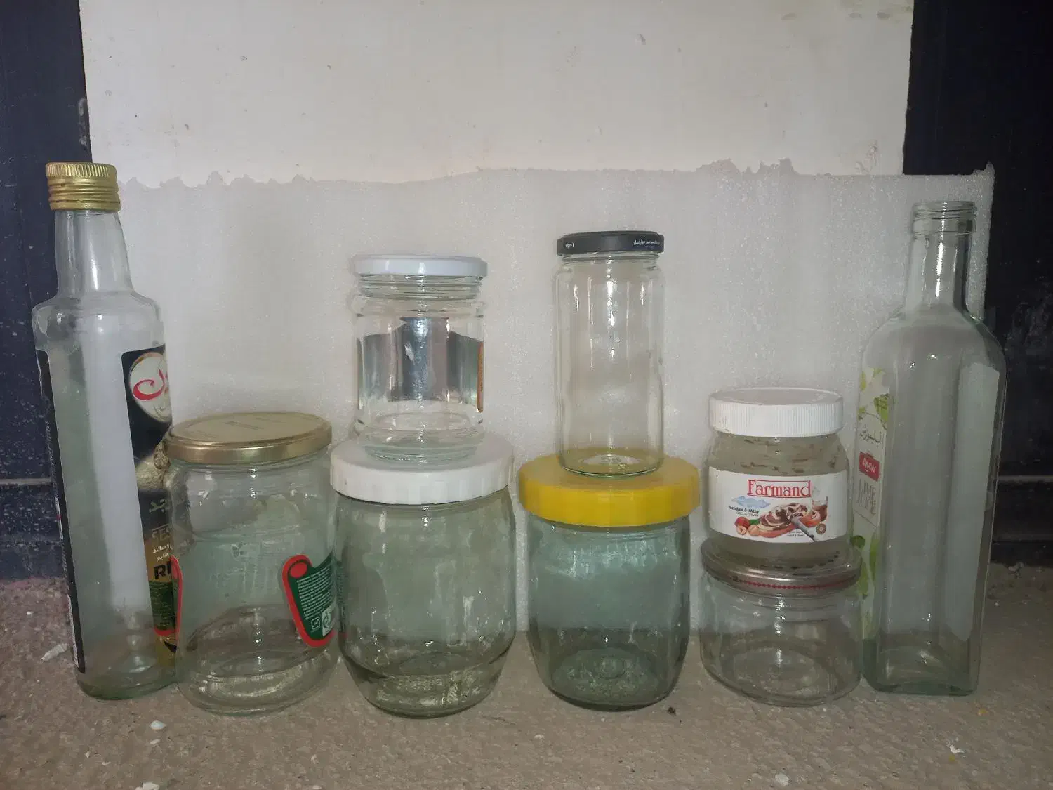 ظرف شیشه|ظروف نگهدارنده، پلاستیکی، یکبارمصرف|گلبهار, شهر جدید گلبهار|دیوار