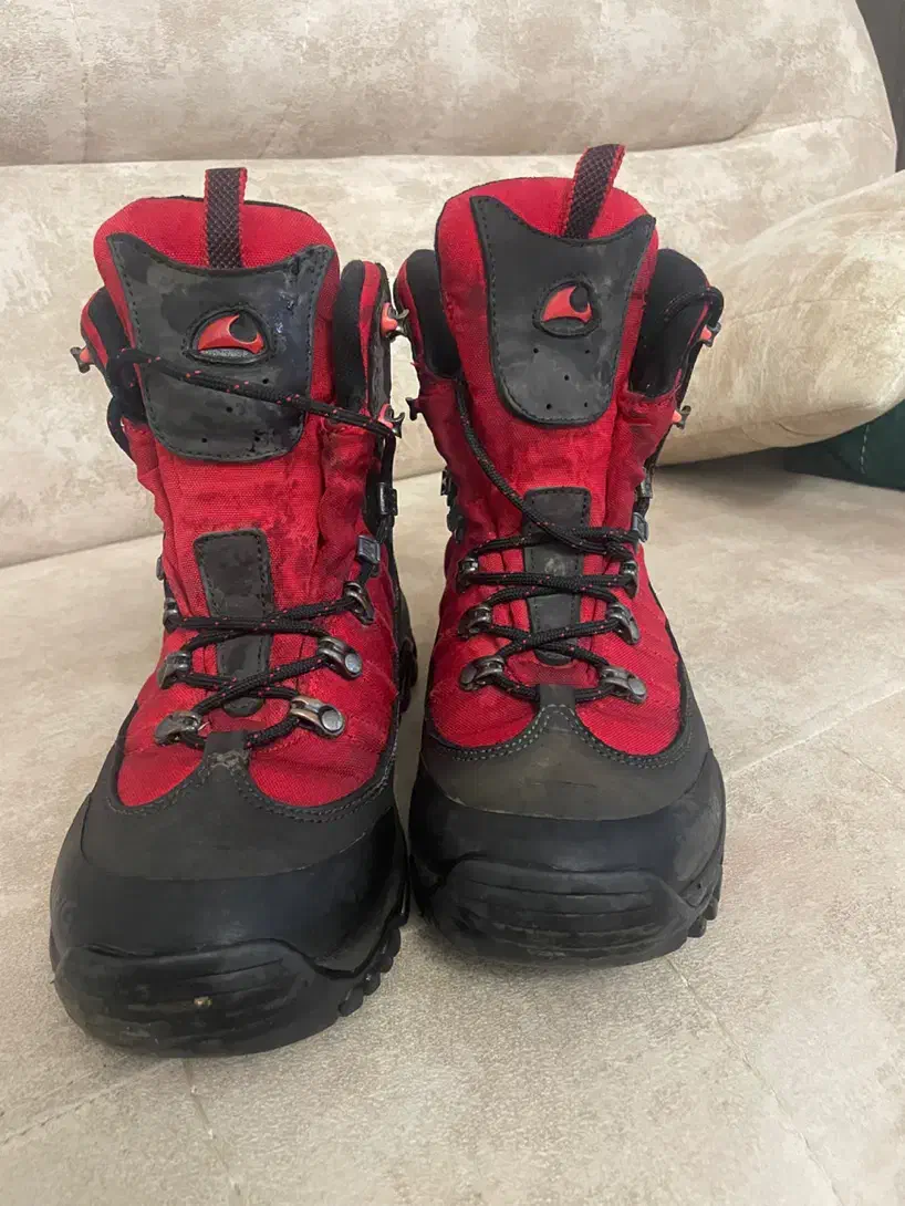 کفش کوهنوردی|کوهنوردی و کمپینگ|گرگان, |دیوار