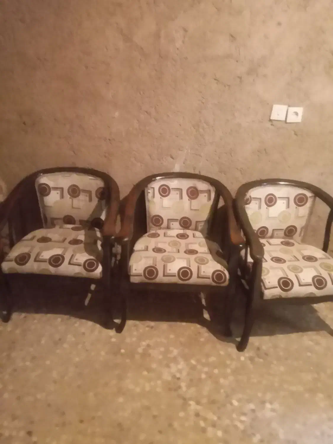 مبل قدیمی در حدود چوب راش ۷نفره|مبلمان خانگی و میز عسلی|داراب, |دیوار