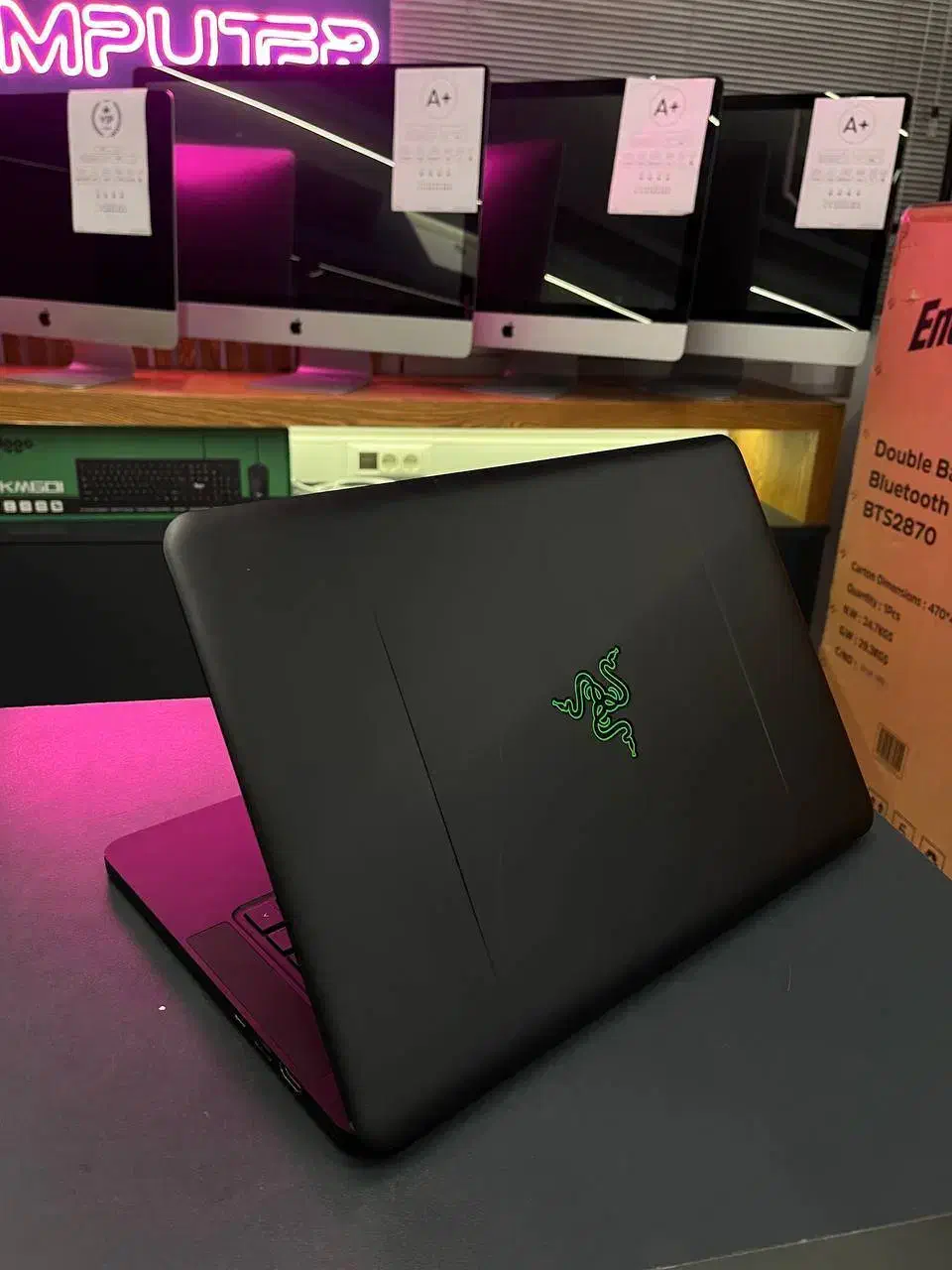 Razer Blade 14 GTX 1060 لپتاپ|رایانه همراه|تهران, فلسطین (میدان انقلاب)|دیوار