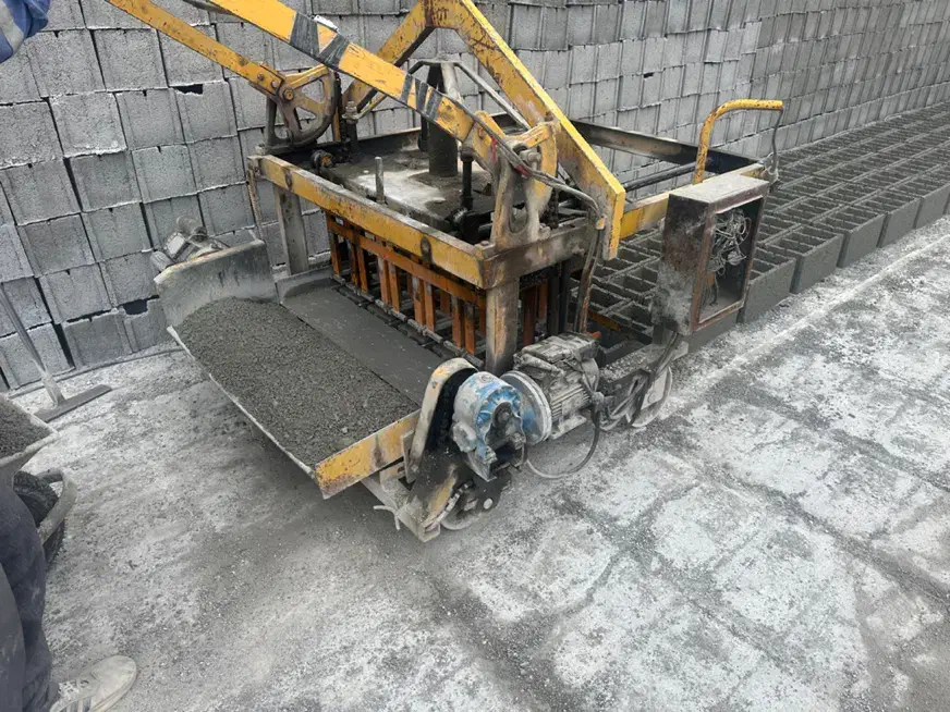 دستگاه بلوکزن ۲۰ و ۱۰ ته بسته|ماشینآلات صنعتی|کرمانشاه, |دیوار