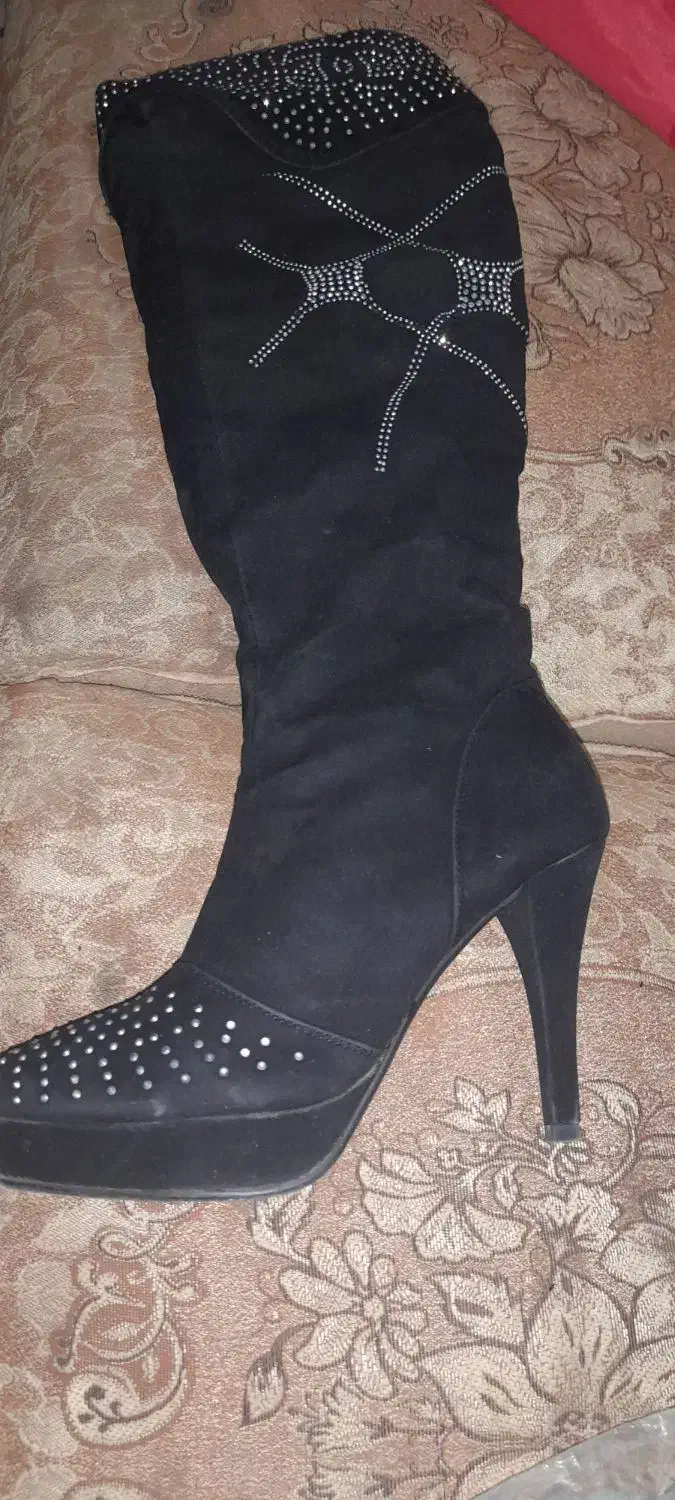 چکمه مخمل.خارجی.سایز۳۹.پاشنه ۱۰سانت.بالای زانو|کیف، کفش، کمربند|کاشان, گبرها|دیوار