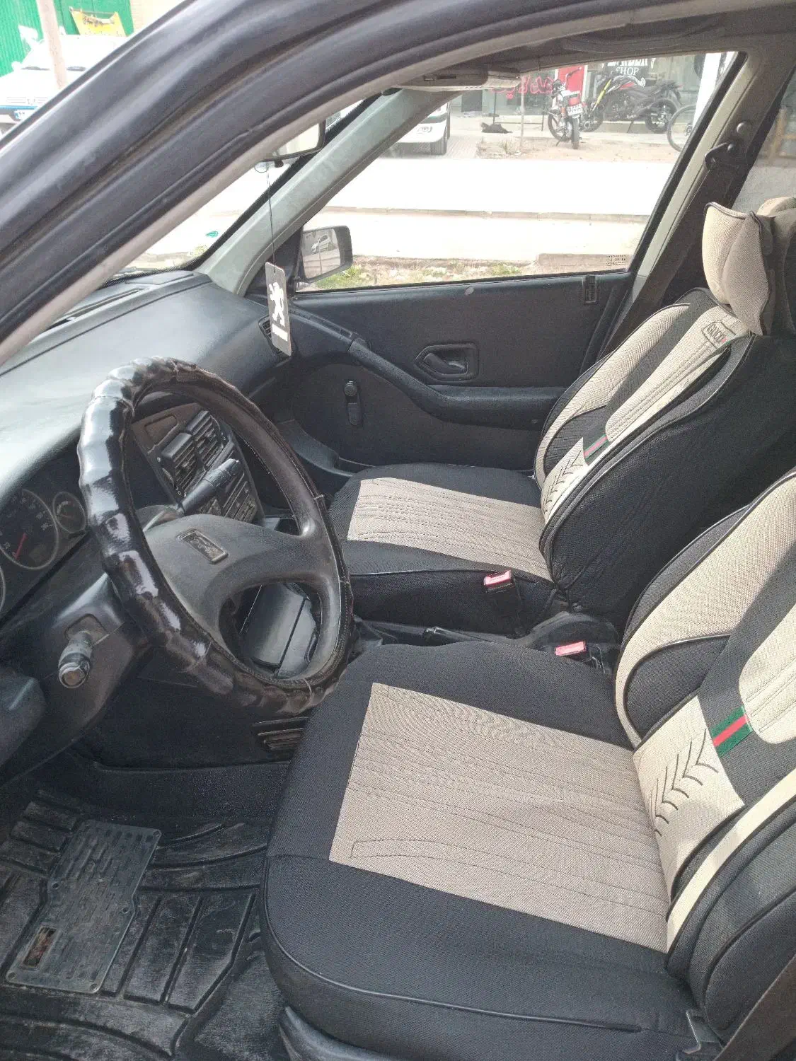 پژو جی ال آی مدل ۸۳|خودرو سواری و وانت|اصفهان, بهارستان|دیوار