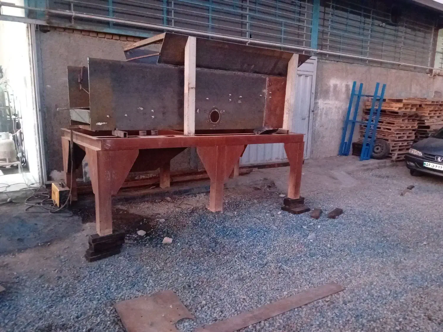 سرند فیدر|ماشینآلات صنعتی|رباطکریم, رباطکریم|دیوار