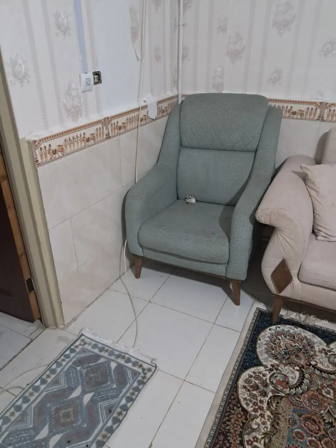 مبل و ۷نفره سالم با کیفیت حضوری بازدید کنید|مبلمان خانگی و میز عسلی|رباط‌کریم, نصیرشهر|دیوار