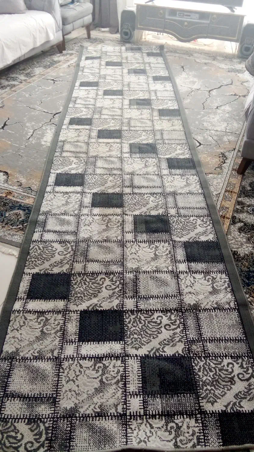 کناره چهل تیکه|فرش|گلبهار, شهر جدید گلبهار|دیوار