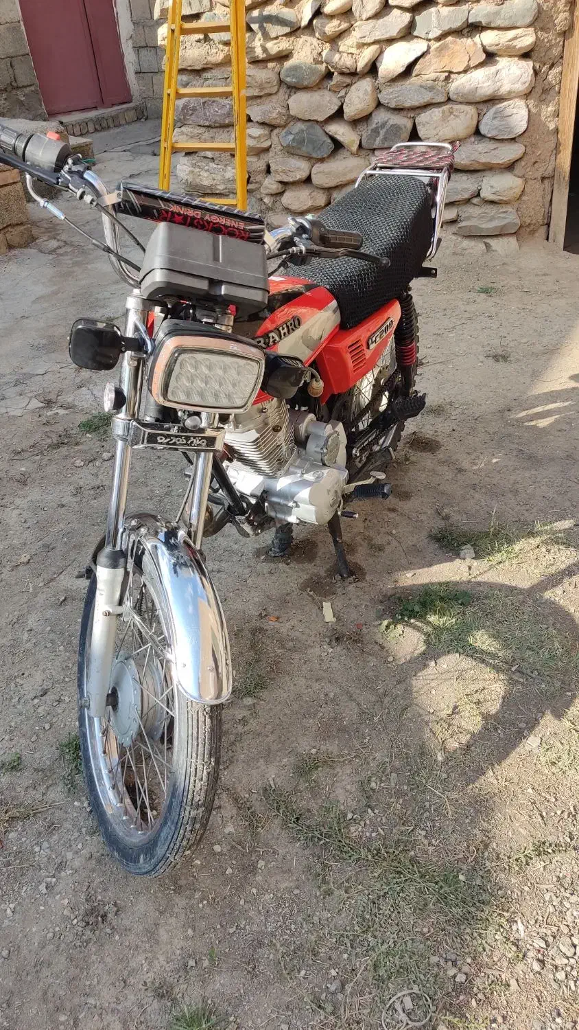 موتورسیکلت|موتورسیکلت|سیلوانه, |دیوار