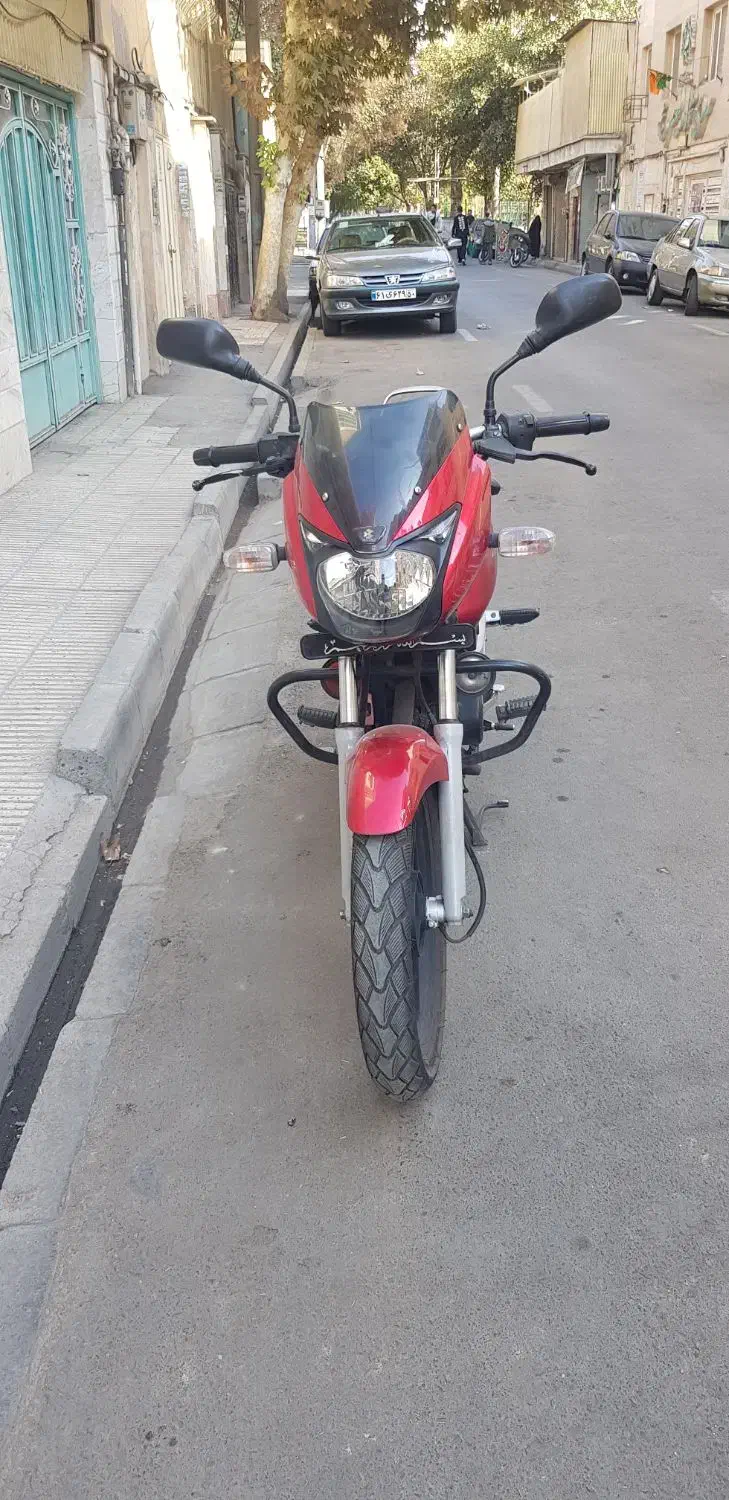 موتور پالس ۱۸۰ دی تی اس|موتورسیکلت|تهران, بیسیم|دیوار