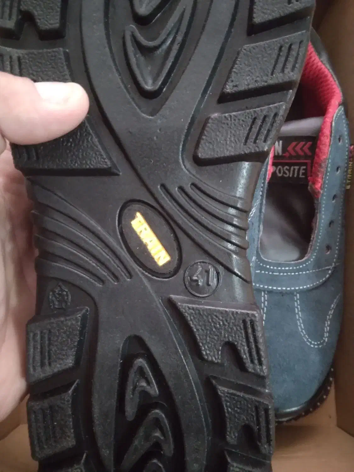 کفش ایمنی خیلی سبک و راحت|کیف، کفش، کمربند|ری, سیزده آبان|دیوار