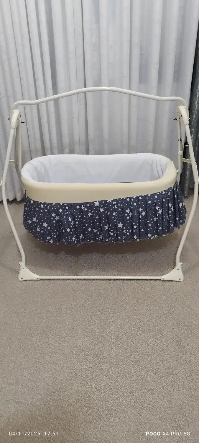 گهواره در حد نو|تخت و صندلی بچه|اندیمشک, |دیوار