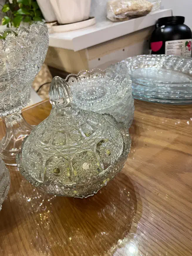 ست پذیرایی بلور|ظروف سرو و پذیرایی|شاهینشهر, سعدی جنوبی|دیوار