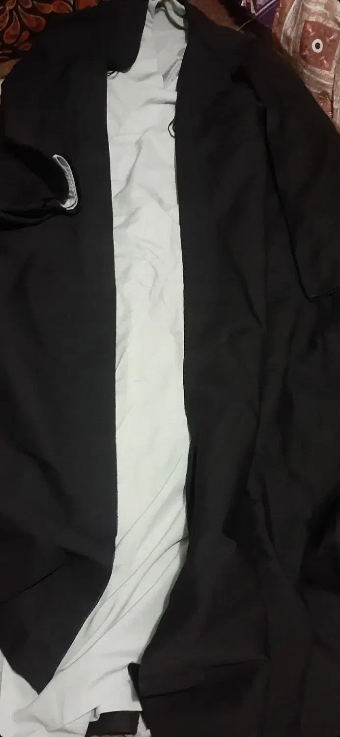 عبا و قبا در حد|لباس|شیراز, کیان شهر|دیوار