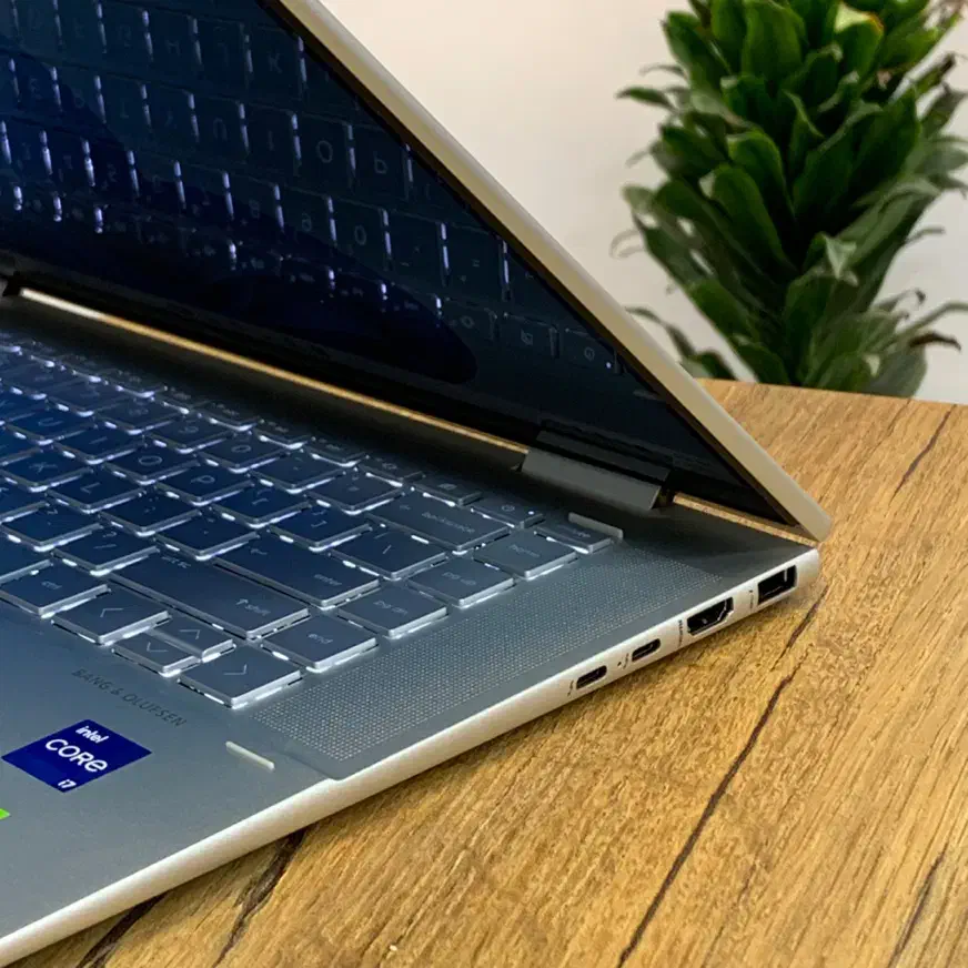 لپ‌تاپHP Envy X360 /قدرتمند و زیبایی در یک دستگاه|رایانه همراه|مشهد, ارشاد|دیوار