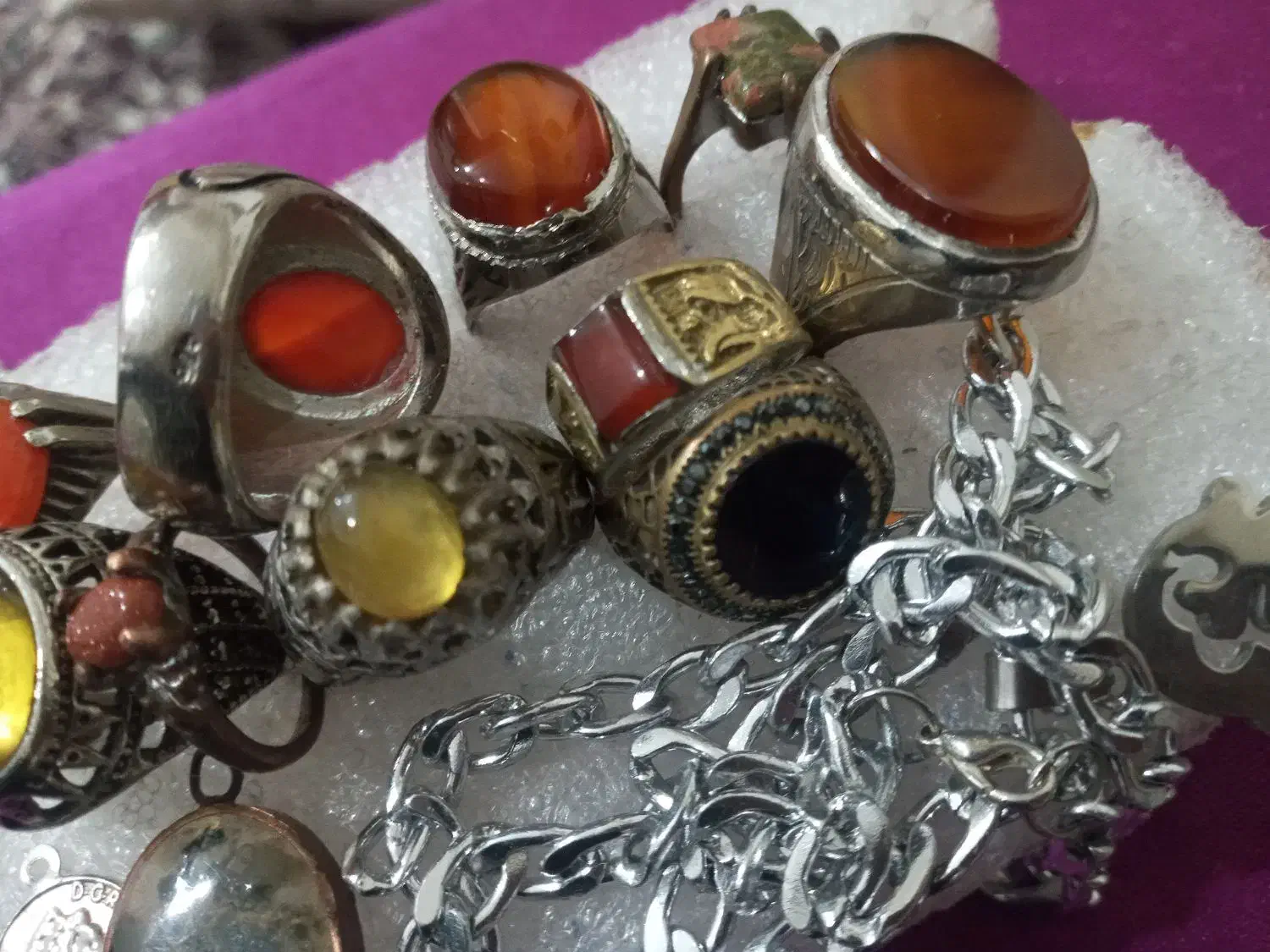 عقیق ناب قدیمی فروش  یکجا انگشتر گیر سر نقره  ب|جواهرات|تهران, امیریه|دیوار