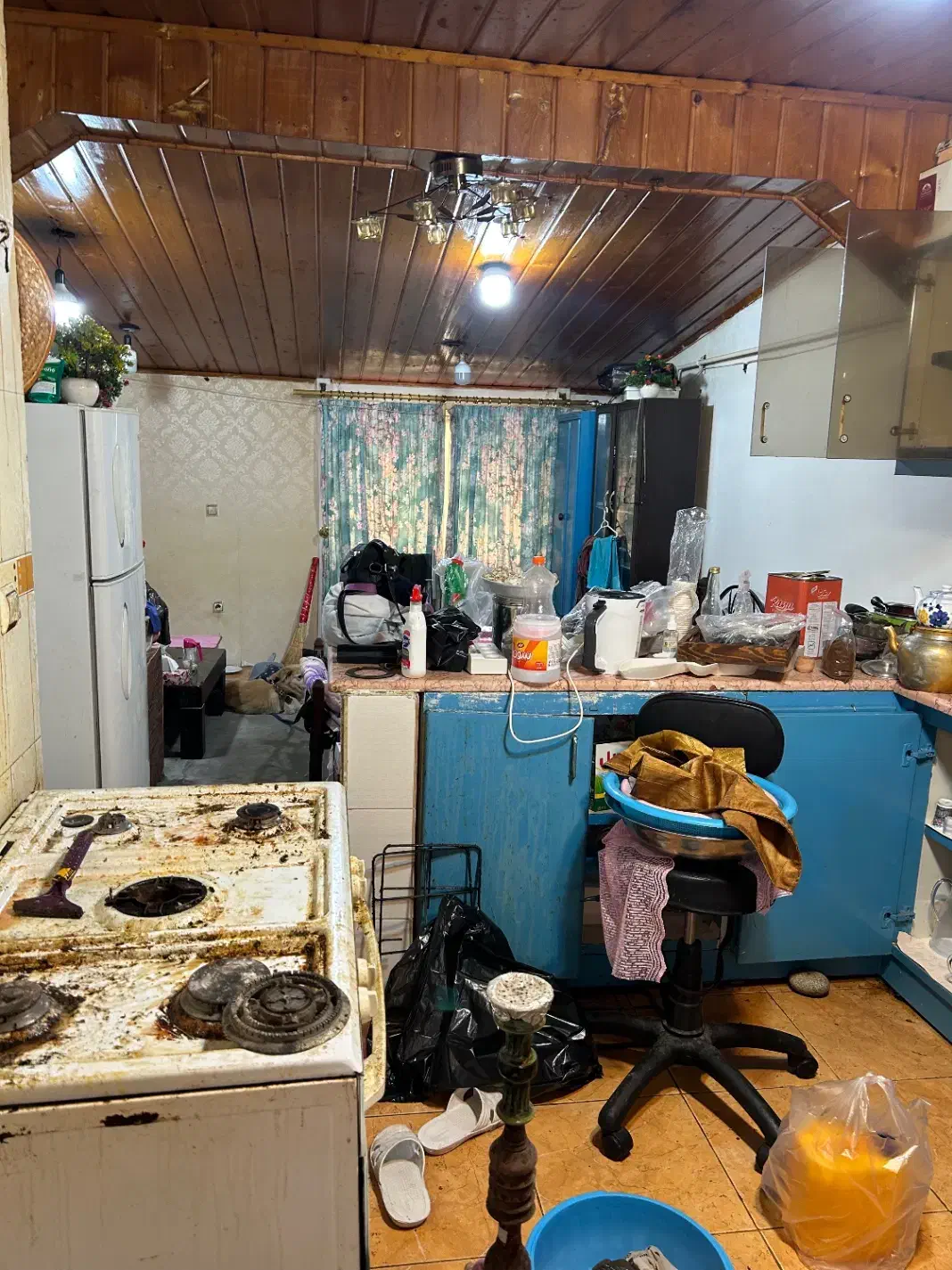 نیم ساعت کار رایگان اولین سفارش نظافت|خدمات نظافت|چالوس, |دیوار