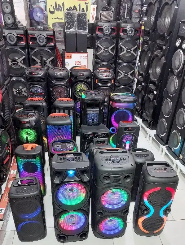اسپیکر در تمامی طرح ها رقص نور با کلی امکانات جذاب|سیستم صوتی خانگی|مشهد, طلاب|دیوار