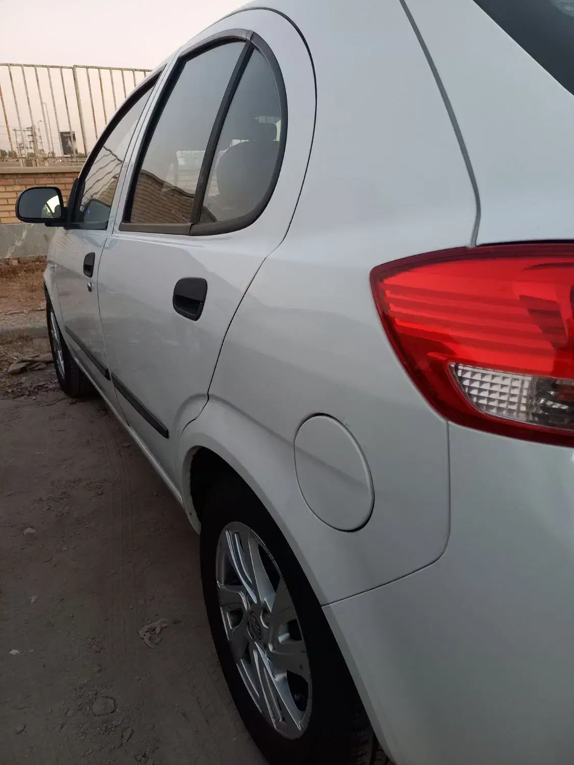 تیبا ۲ سفید ۹۷|خودرو سواری و وانت|نظرآباد, شهرک سید جمال الدین|دیوار