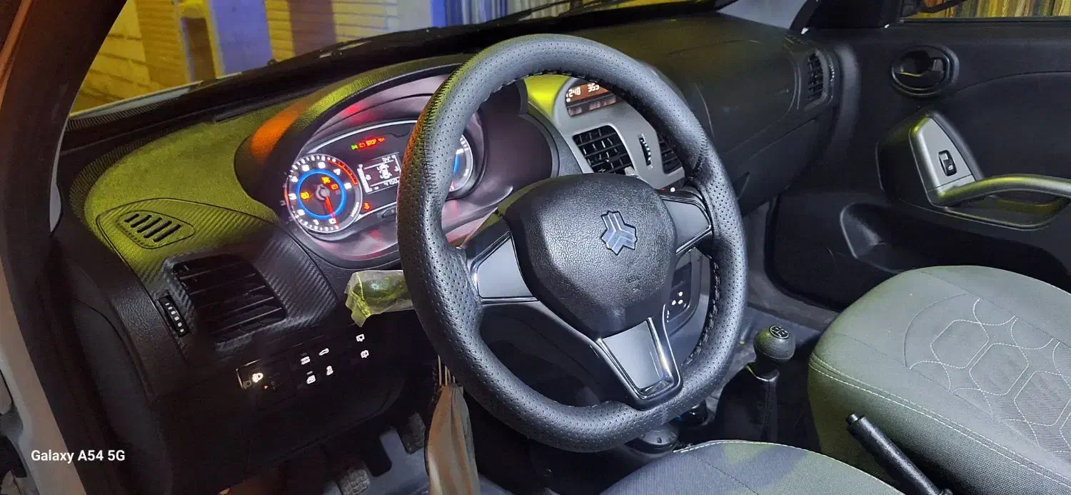 کوئیک ۴۰۳|خودرو سواری و وانت|کاشان, عربها|دیوار