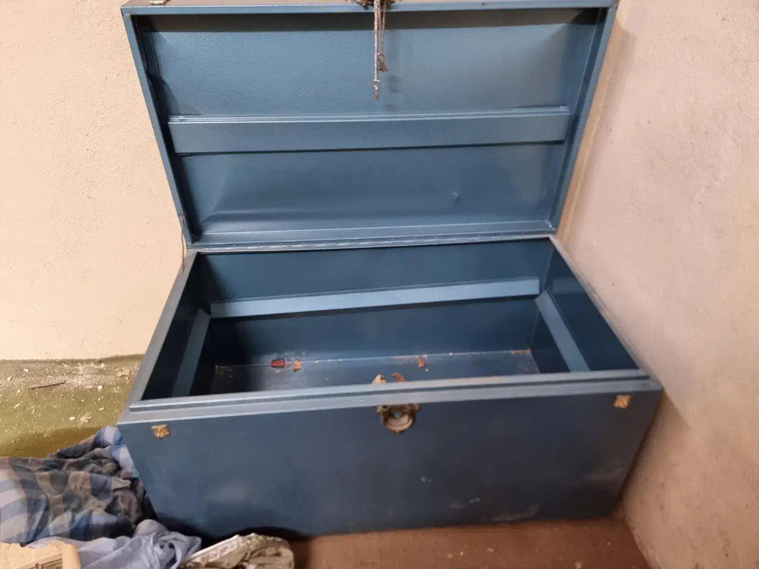 صندوق فلزی|ابزارآلات|شاهینشهر, فردوسی|دیوار