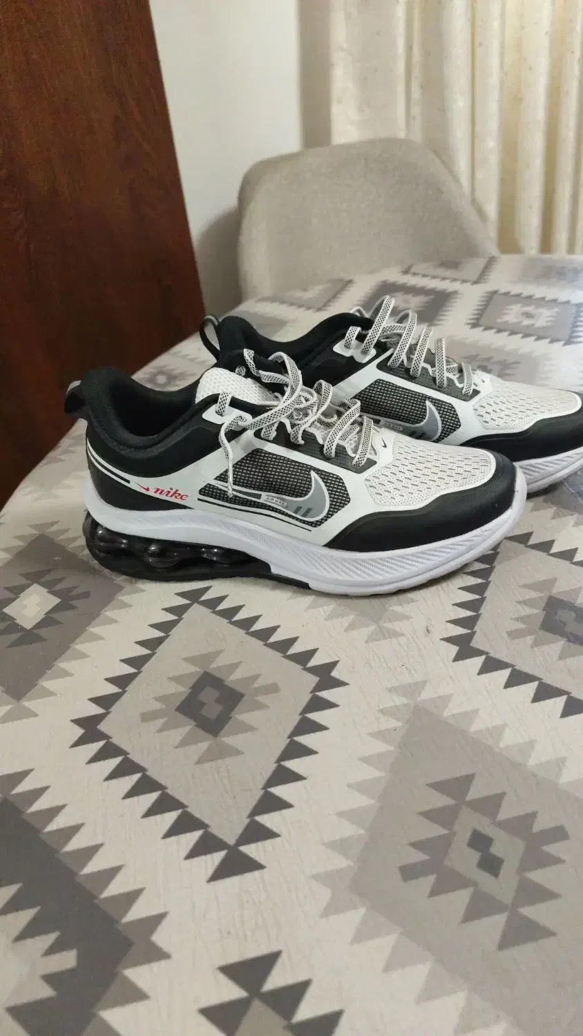 کتونی نایک اورجینال air max ویتنام سایز 42|کیف، کفش، کمربند|فریدونکنار, |دیوار