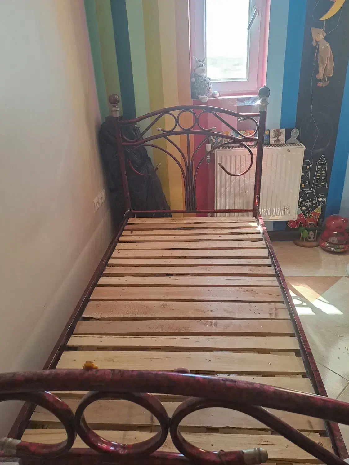 فروش فوری تخت|تخت و سرویس خواب|صدرا-فارس, فاز ۱|دیوار