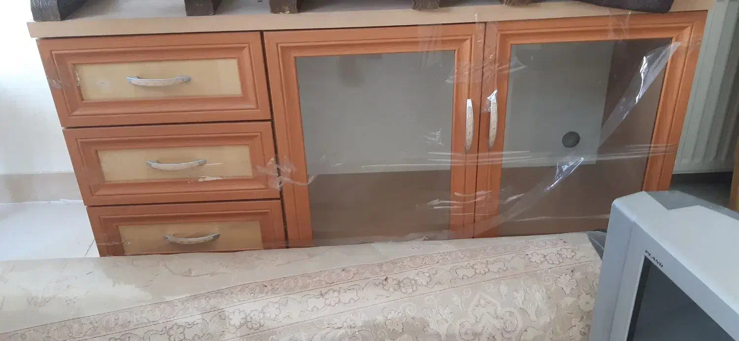 حراج مبلمان تمیز  میز تلویزیون بخاری گاز فردار.|مبلمان خانگی و میز عسلی|محمدشهر, شهرک پیام (مهرالبرز)|دیوار