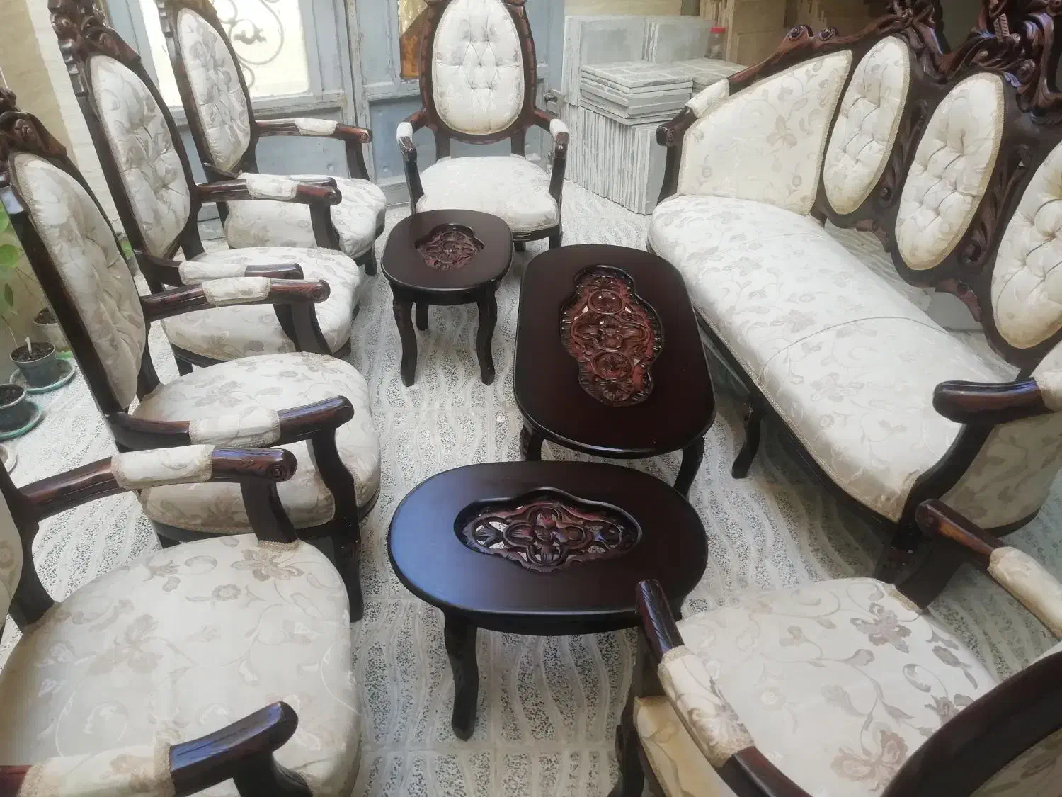 یک دست مبلمان 9 نفره|مبلمان خانگی و میز عسلی|شیراز, دشت چنار|دیوار