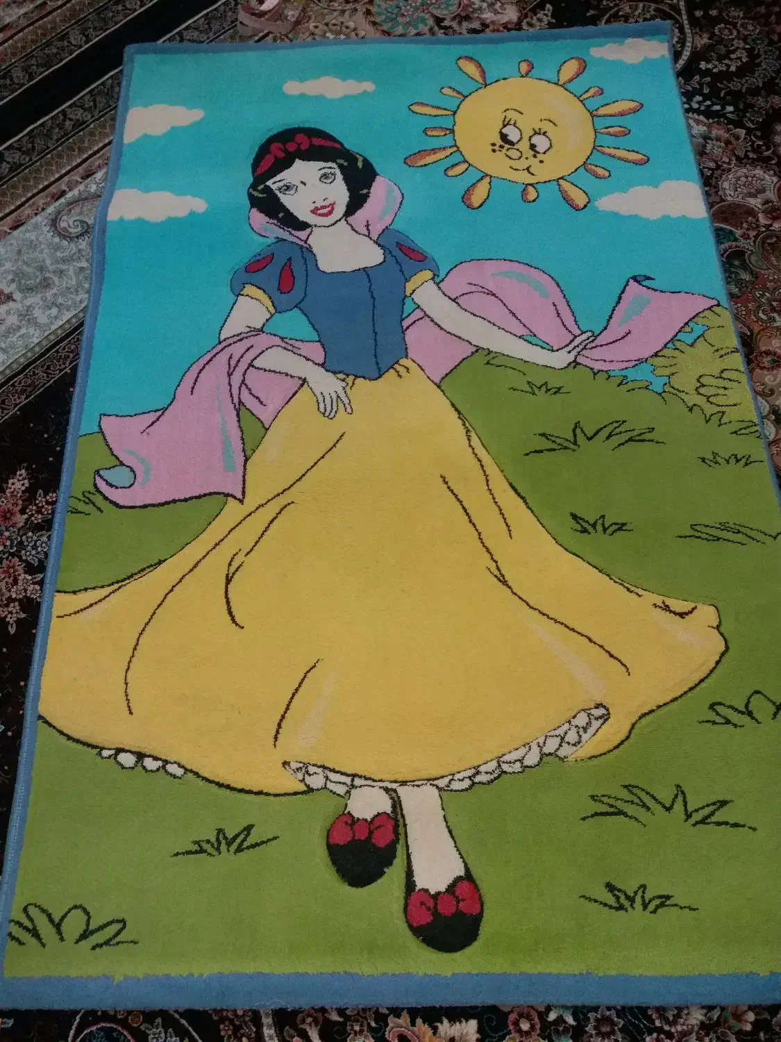 فرش فانتزی|فرش|قم, انصار‌الحسین|دیوار