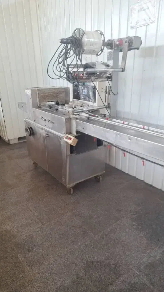 فروش کلیه تجهیزات کارگاه پیراشکی و کیک|ماشین‌آلات صنعتی|کرج, شهرک سهرابیه|دیوار