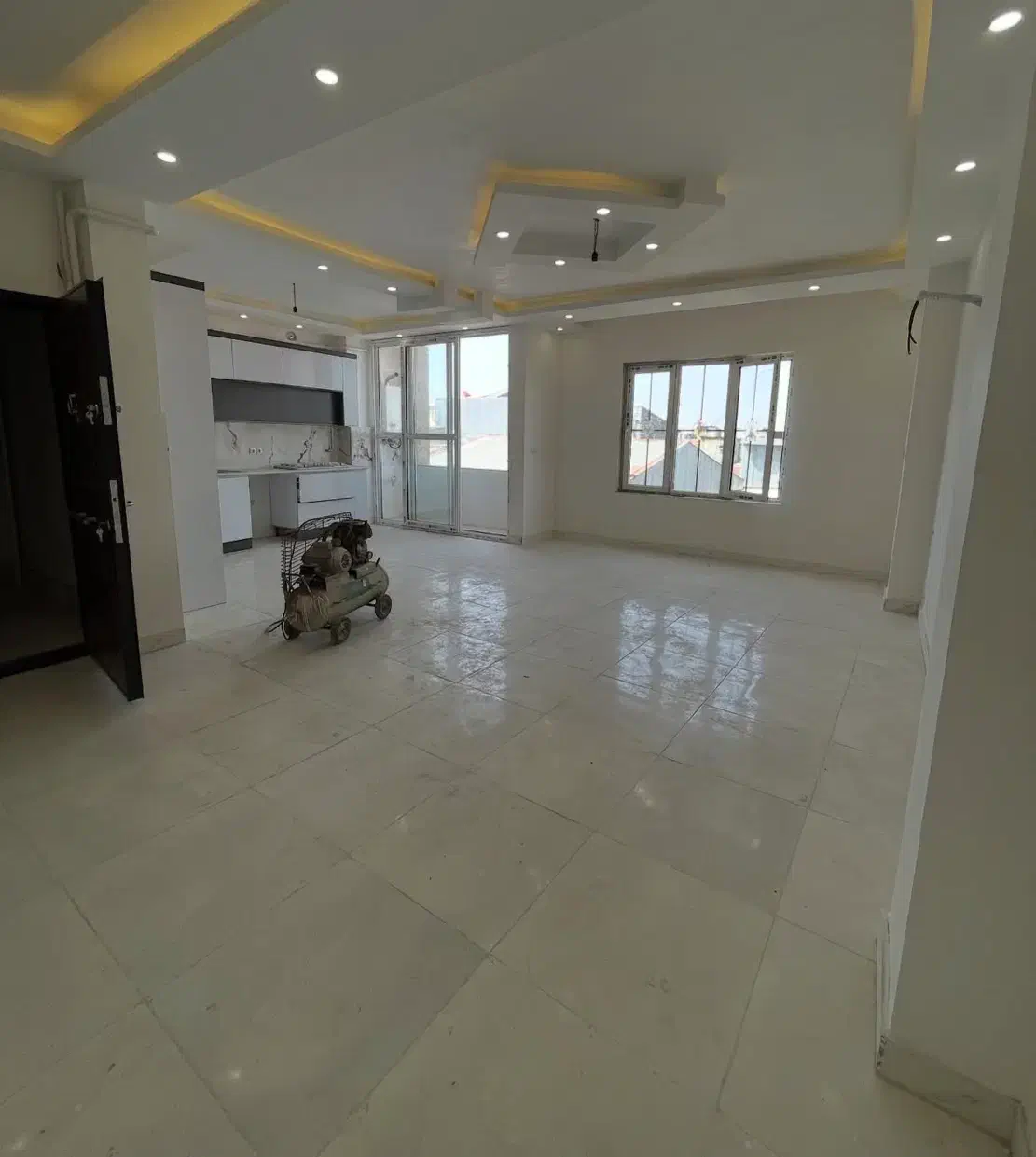 ۷۴مترآرامش و امنیت /کلید نخورده/غرق نور/فول اپشن|فروش آپارتمان|کهریزک, |دیوار