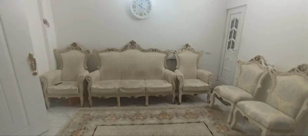 مبل ۷ نفره شیری رنگ استیل|مبلمان خانگی و میز عسلی|قم, امامزاده ابراهیم|دیوار