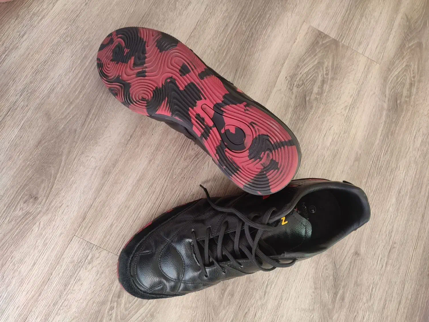 کتونی سالن مارک VIGEN|کیف، کفش، کمربند|ملارد, |دیوار