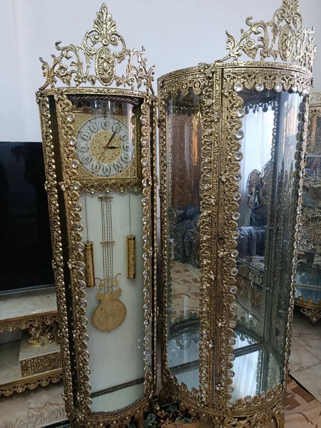 ست گنجه و ساعت برنجی نو|بوفه، ویترین، کنسول|نیشابور, عدالت|دیوار