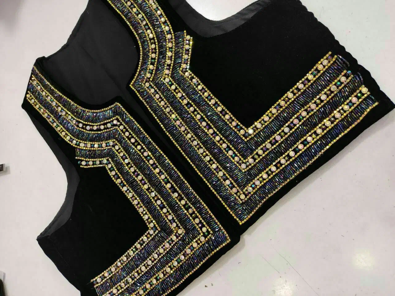 جلیقه برای روی لباس محلی|لباس|وحدتیه, |دیوار