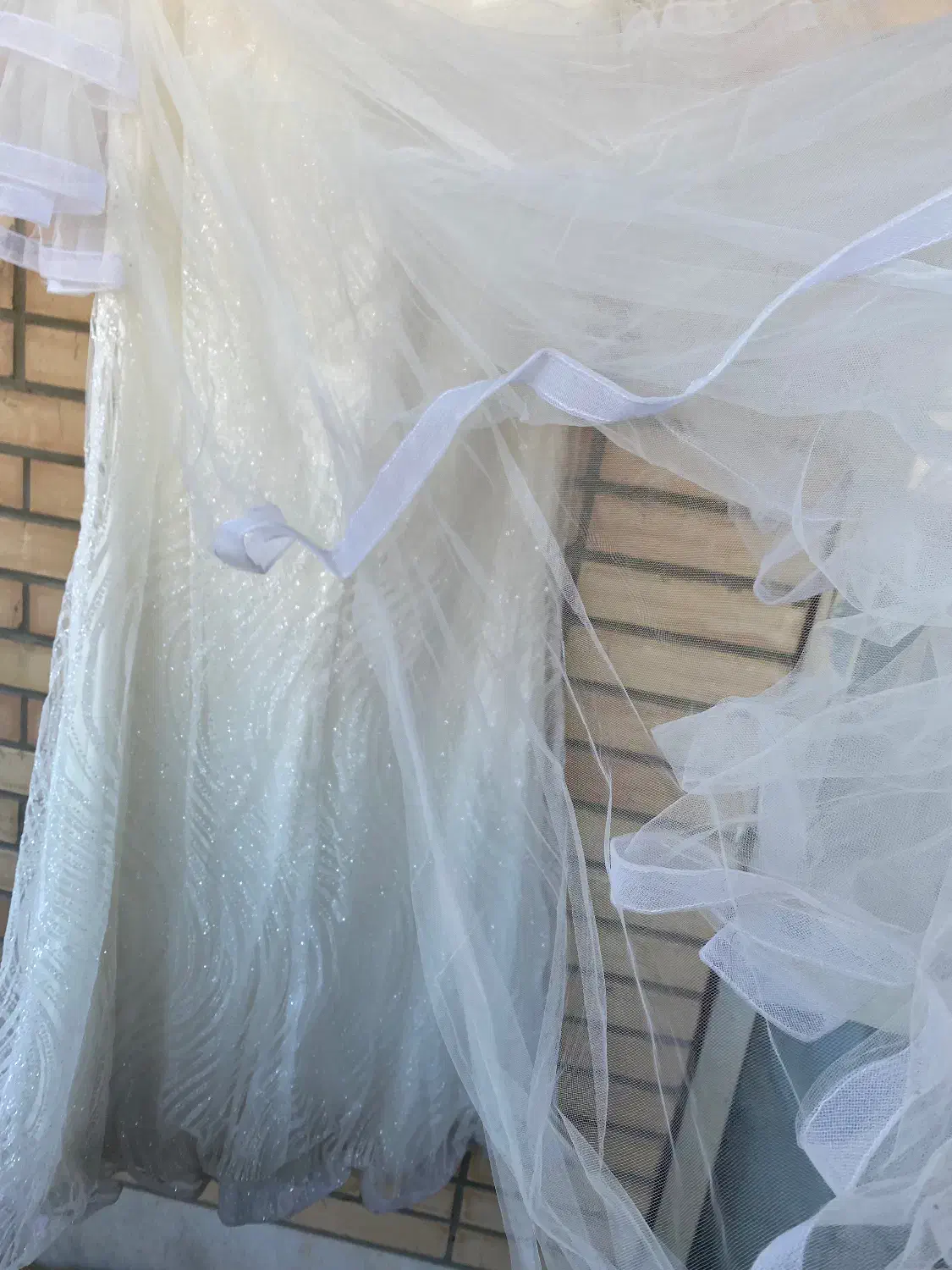 لباس عقد، فرمالیته|لباس|فولادشهر, مسکن مهر فولادشهر|دیوار