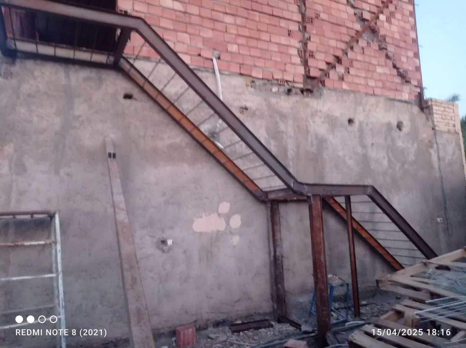 جوشکار وبنا|خدمات پیشه و مهارت|بم, |دیوار