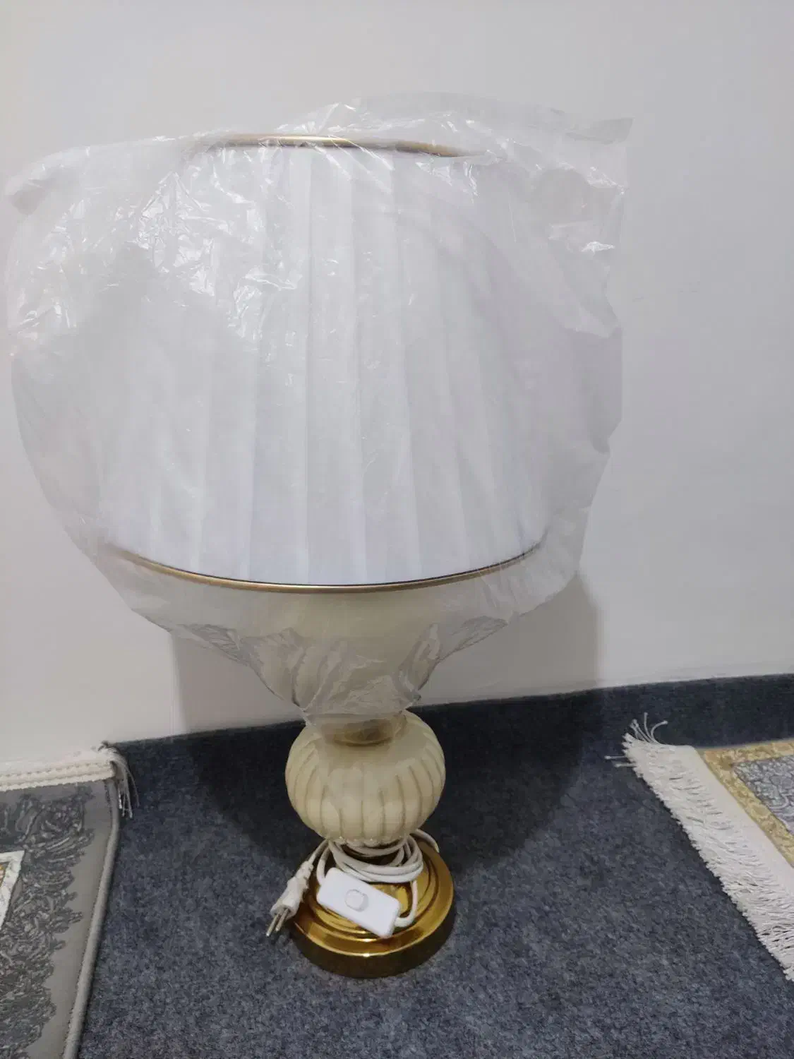 آباژور رومیزی|چراغ خواب و آباژور|بومهن, |دیوار