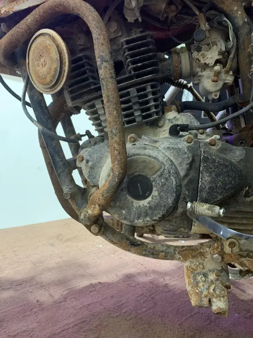 پالس باجاج یوجی فور ۱۳۸۹ مزایده ده سال پارکیک بود|موتورسیکلت|ملایر, |دیوار