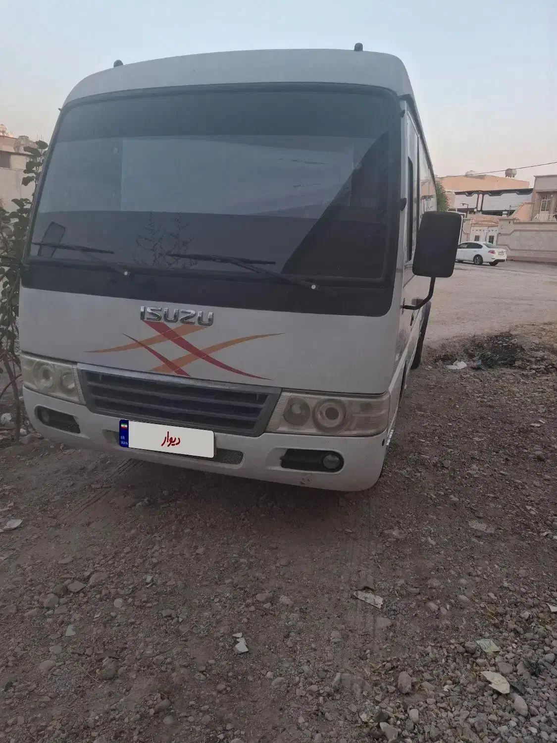 مینی بوس ایسوزو مدل ۹۷|خودرو سنگین|برازجان, |دیوار