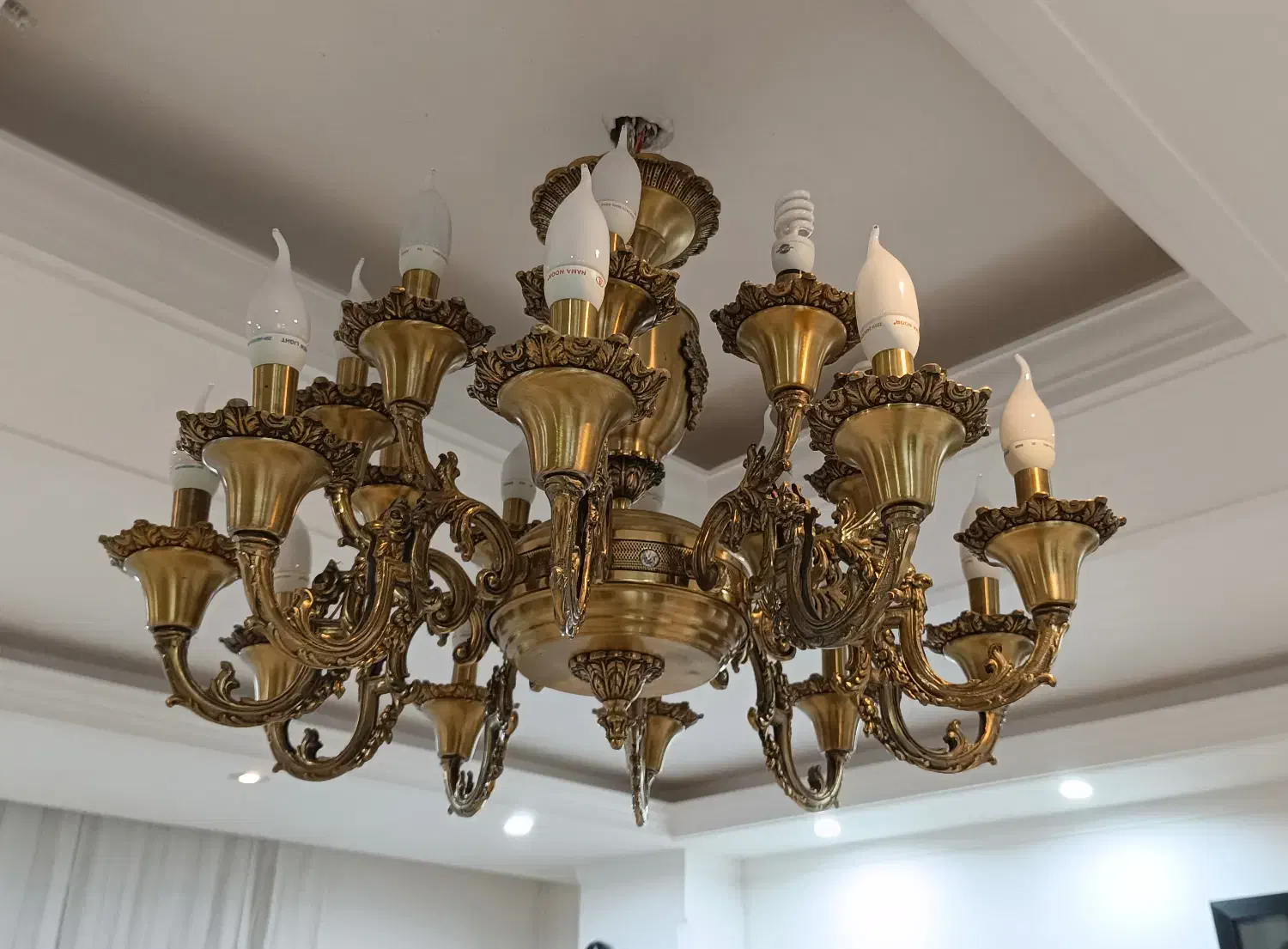 لوستر برنج|لوستر و چراغ آویز|اراک, |دیوار