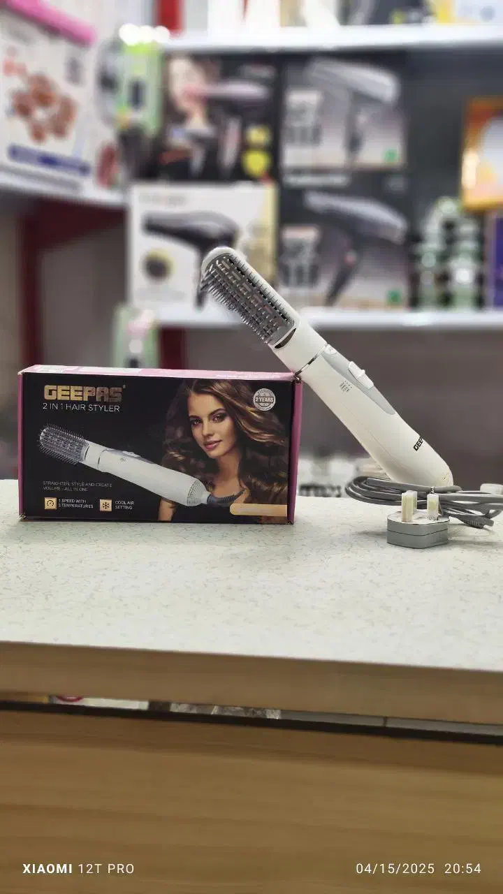 سشوار شانه دار جیپرس خارجی|آرایشی، بهداشتی، درمانی|رشت, سعدی (تختی)|دیوار