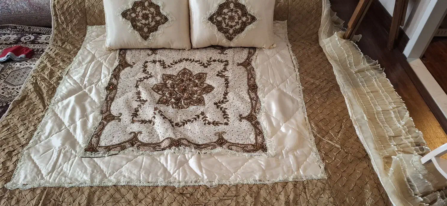 روتختی بسیارتمیزو شیک ،بدون هیچ پارگی|سرویس روتختی|قم, قلعه عموحسین|دیوار