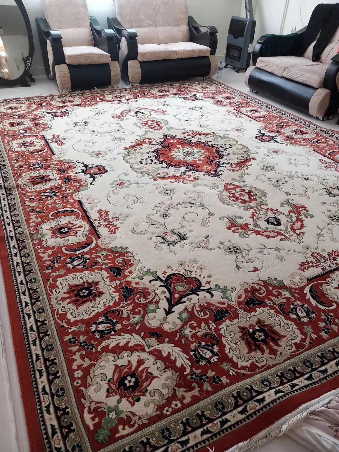 فرش ۱۲متری قدیمی طرح دستبافت|فرش|کرمانشاه, |دیوار