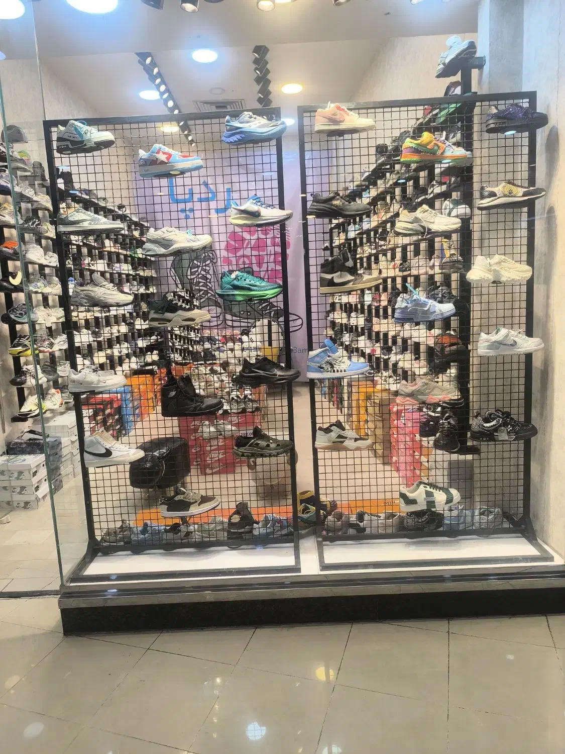 ویترین توری|فروشگاه و مغازه|کیش, |دیوار